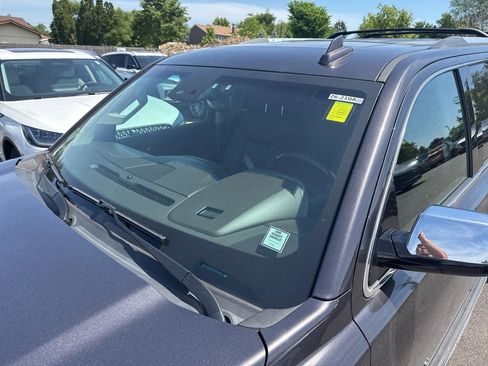 Used 2018 Chevrolet Suburban Premier AWD/4WD image 4
