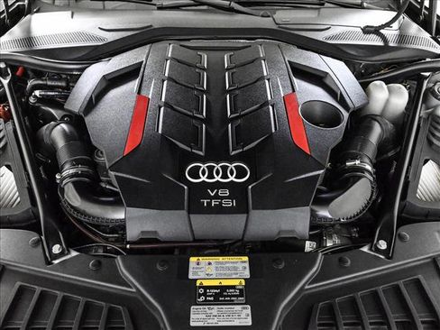Used 2023 Audi S8 w/ S8 Comfort Plus Package AWD/4WD image 24