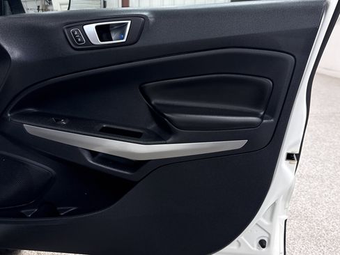Used 2020 Ford EcoSport Titanium image 22