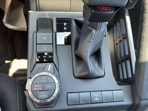 New 2026 Toyota 4Runner 4WD image 17