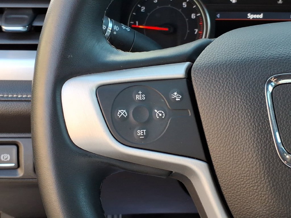 Used 2023 GMC Acadia SLT AWD/4WD image 18