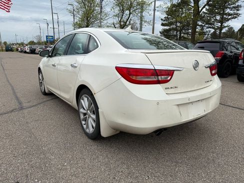 Used 2013 Buick Verano Leather FWD image 3