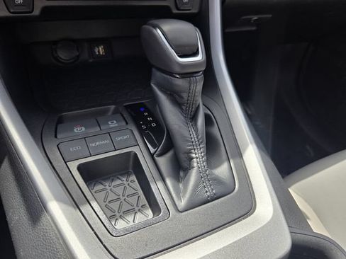 Used 2023 Toyota RAV4 XLE Premium FWD image 22