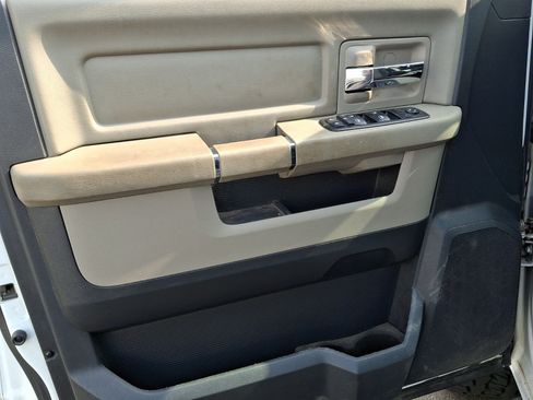Used 2010 Dodge Ram 1500 Truck SLT AWD/4WD image 12
