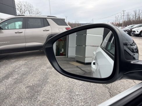 Used 2025 Honda Accord SE image 28