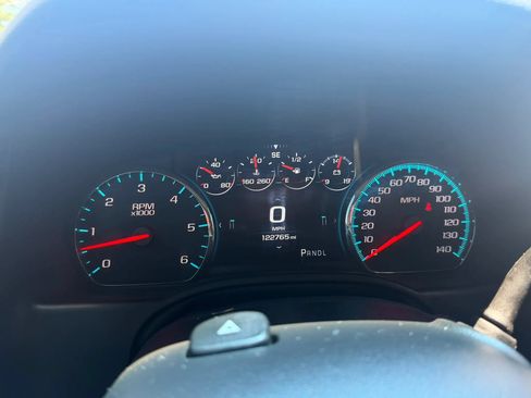 Used 2019 Chevrolet Tahoe Premier AWD/4WD image 10