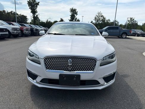 Used 2017 Lincoln MKZ Select w/ Select Plus Package FWD image 4