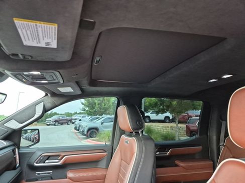 Used 2024 GMC Sierra 1500 Denali Ultimate AWD/4WD image 31