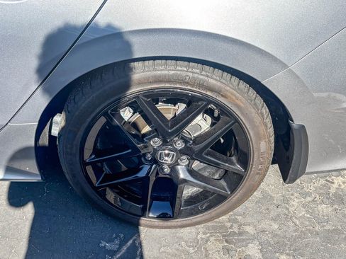 Certified 2024 Honda Civic Sport image 11