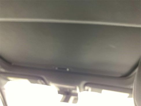 Used 2026 Toyota Camry SE w/ Convenience Package image 13