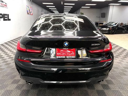 Used 2020 BMW 330i Sedan w/ M Sport Package RWD image 13