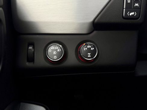 Used 2016 GMC Yukon SLT image 17