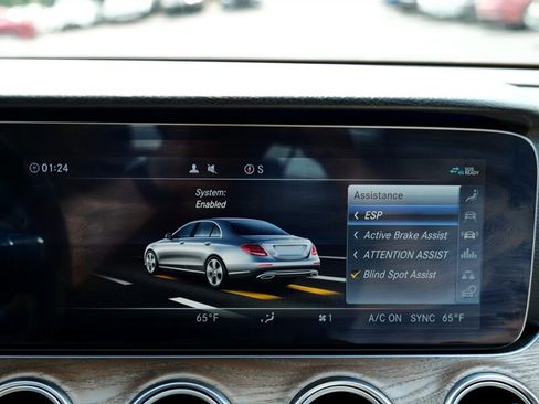 Used 2019 Mercedes-Benz E 300 4MATIC w/ Parking Assistance Package image 17