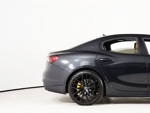 Used 2023 Maserati Ghibli Modena Q4 AWD/4WD image 14