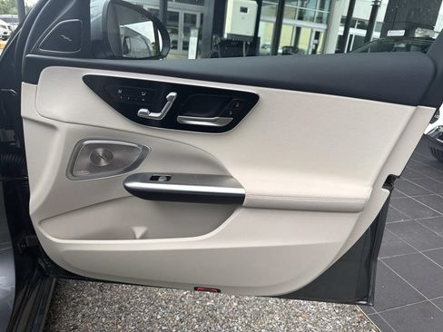 Used 2026 Mercedes-Benz C 300 Sedan image 14
