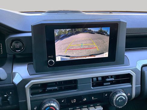 Certified 2024 Toyota Tacoma SR5 AWD/4WD image 27
