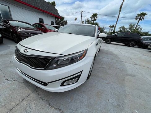 Used 2015 Kia Optima LX w/ LX Convenience Plus Package FWD image 2
