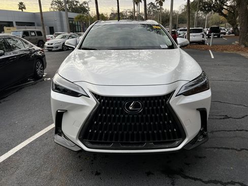 Used 2025 Lexus NX 250 250 Premium image 3