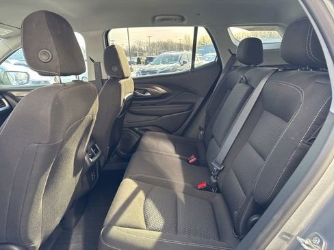 Used 2024 GMC Terrain SLE image 18