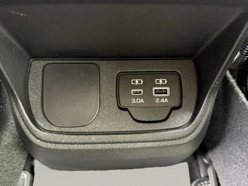 Used 2023 Subaru Ascent Limited AWD/4WD image 35