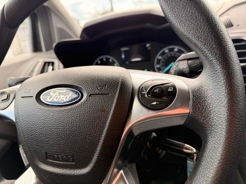 Used 2022 Ford Transit Connect XL FWD image 13