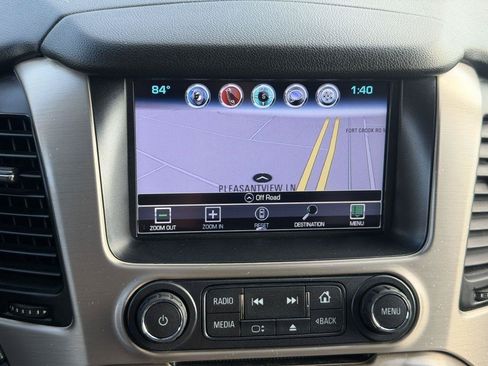 Used 2017 GMC Yukon XL Denali w/ Open Road Package AWD/4WD image 17