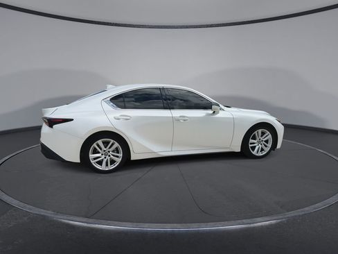 Used 2024 Lexus IS 300 w/ Comfort Package RWD image 9