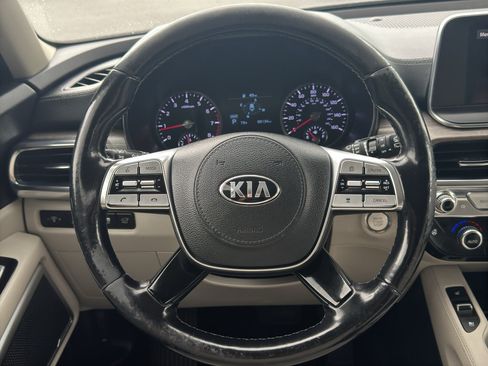 Used 2020 Kia Telluride EX w/ EX Premium Package AWD/4WD image 13