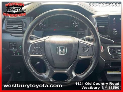 Used 2023 Honda Passport TrailSport image 17