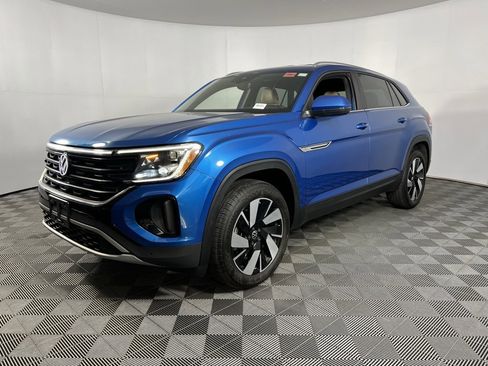 Used 2024 Volkswagen Atlas Cross Sport SE image 10