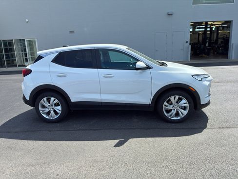 Used 2025 Buick Encore GX Preferred FWD image 7