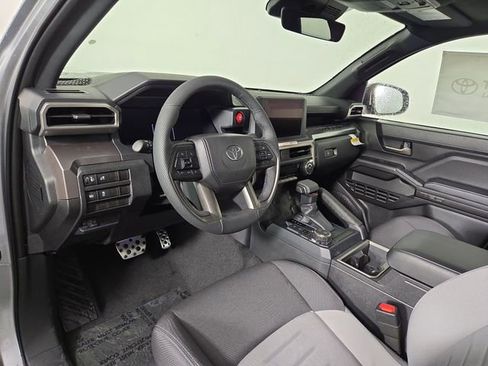 Used 2025 Toyota Tacoma TRD Sport image 14