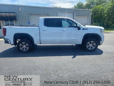 Used 2020 GMC Sierra 1500 SLT w/ Driver Alert Package II AWD/4WD image 6