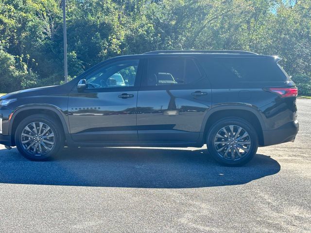 Used 2022 Chevrolet Traverse RS w/ LPO, 'HIT The Road' Package FWD image 8