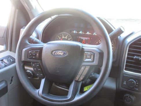 Used 2017 Ford F150 XLT w/ Trailer Tow Package image 15