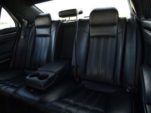 Used 2023 Chrysler 300 S image 21