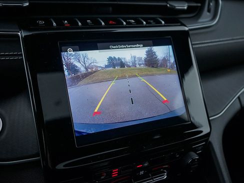 New 2025 Jeep Grand Cherokee L Altitude image 26