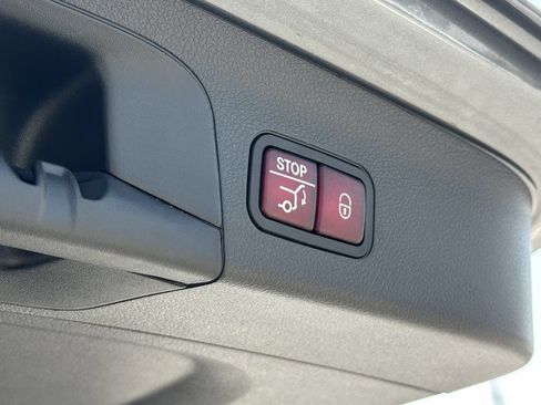 Certified 2024 Mercedes-Benz GLS 580 4MATIC image 23