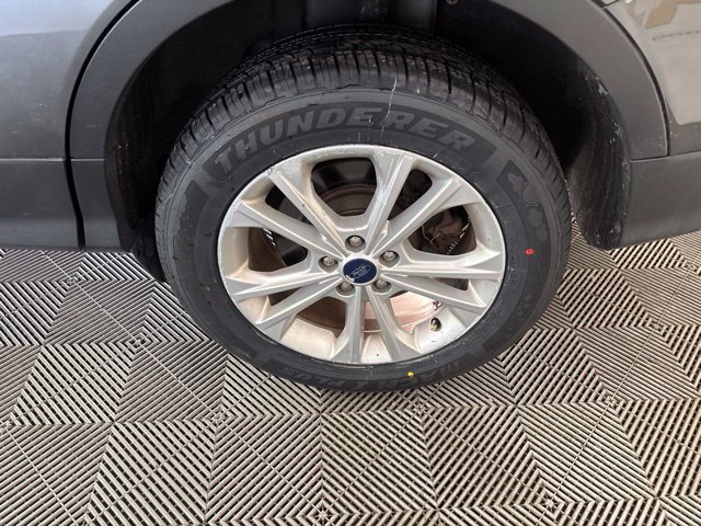 Used 2018 Ford Escape SE AWD/4WD image 40