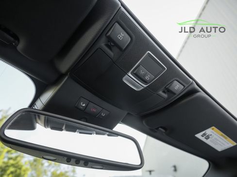 Used 2016 Mercedes-Benz SL 550 image 30