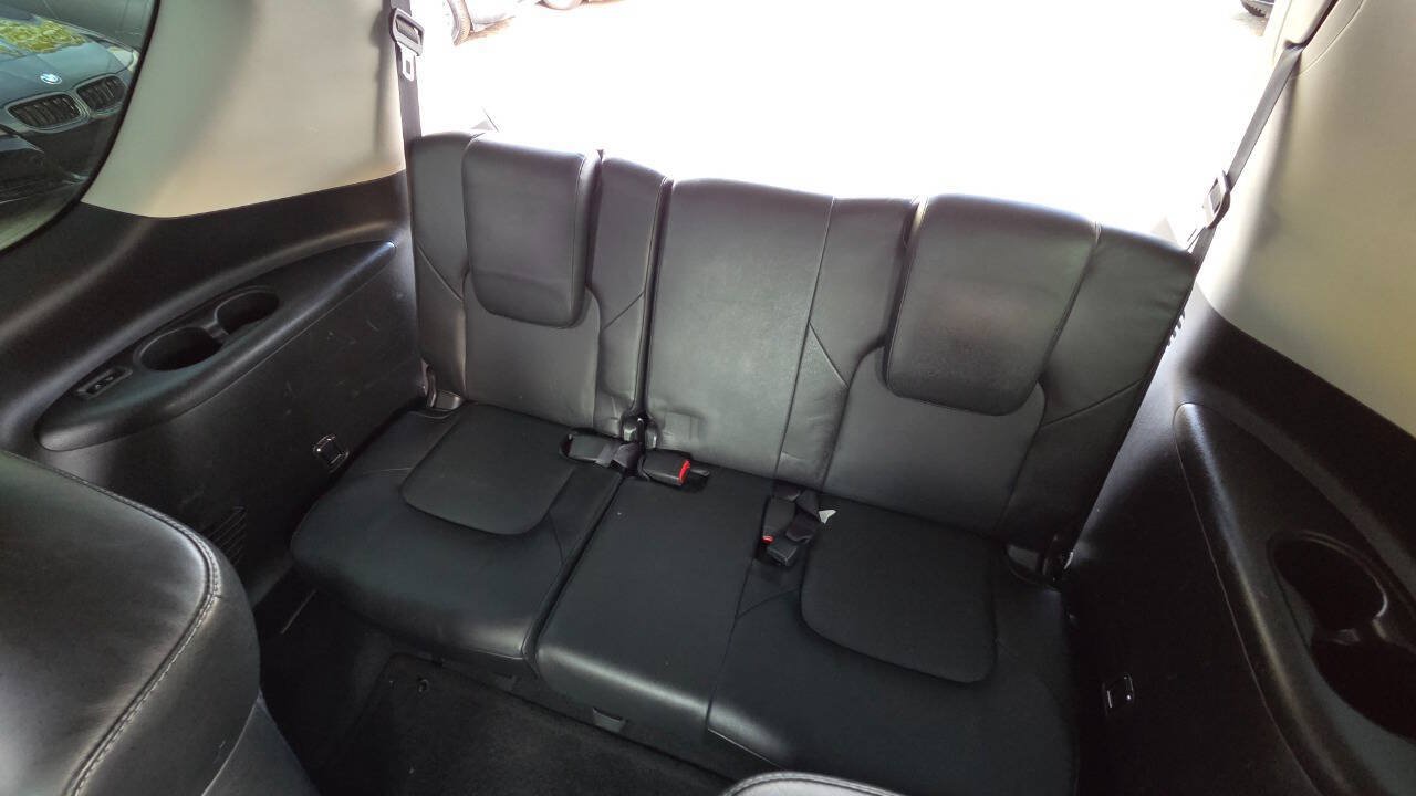 Used 2015 INFINITI QX80 4WD w/ Deluxe Technology Package image 37