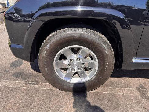Used 2012 Toyota 4Runner SR5 w/ Convenience Pkg AWD/4WD image 11