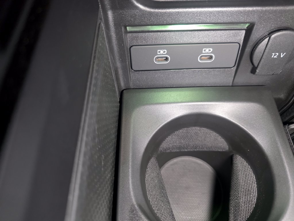 Certified 2026 Porsche Cayenne Electric AWD/4WD image 34
