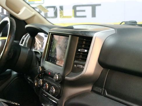 Used 2019 RAM 1500 Big Horn AWD/4WD image 10