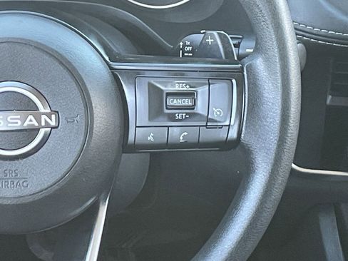 Used 2023 Nissan Rogue S image 20