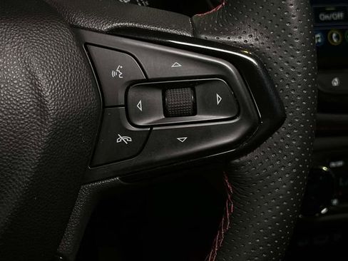 Used 2023 Chevrolet TrailBlazer RS w/ Sun and Liftgate Package image 38