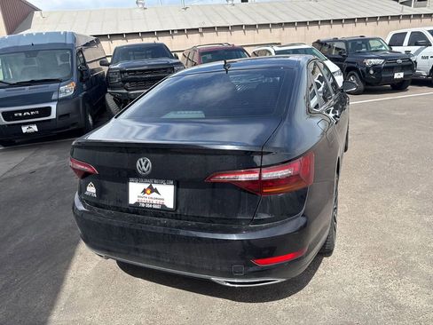 Used 2019 Volkswagen Jetta R-Line FWD image 7