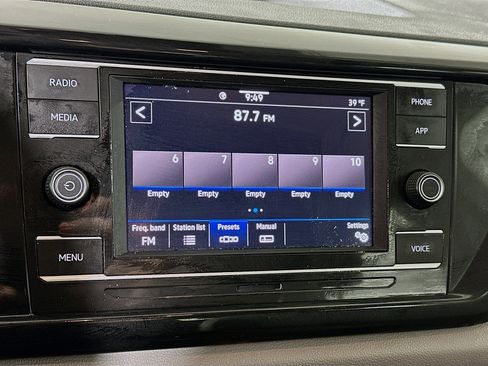 Used 2024 Volkswagen Taos S image 14