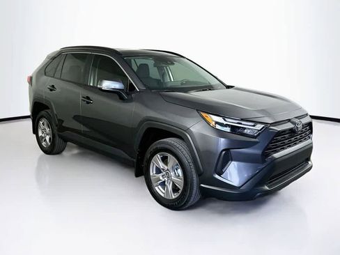 Used 2025 Toyota RAV4 XLE w/ Convenience Package FWD image 24