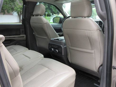 Used 2019 Ford Expedition Max Limited w/ Special Edition Package AWD/4WD image 25